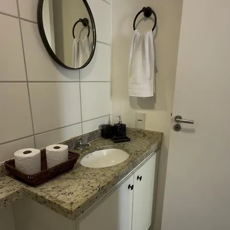 Ap Mirante 5min Da Com Piscina E Rooftop 6 Pessoas Apartamento *