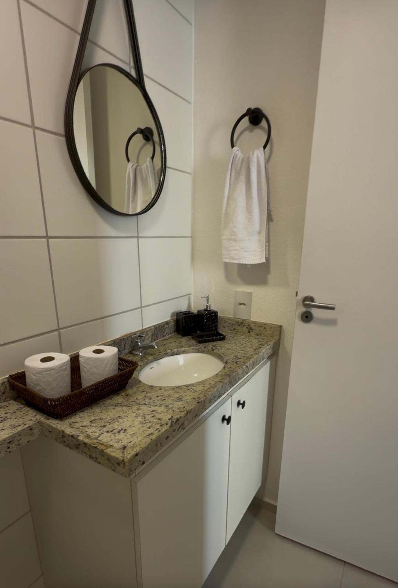 Ap Mirante 5min Da Com Piscina E Rooftop 6 Pessoas Apartamento *